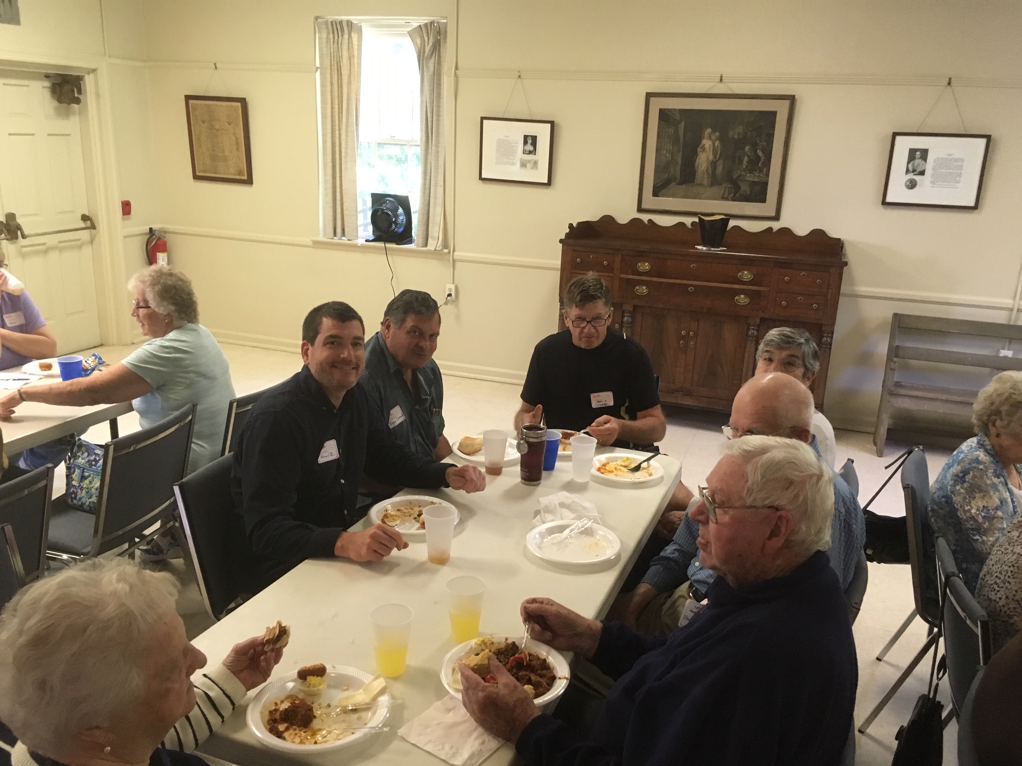 attendees at lunch